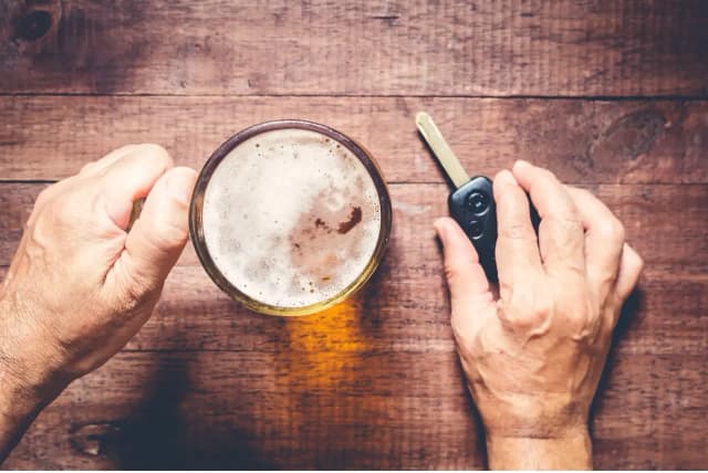 Jazda po alkoholu wykroczenie: jakie kary i konsekwencje grożą? Jazda po alkoholu wykroczenie: jakie kary i konsekwencje grożą?