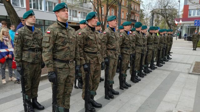 Gdzie odbywa się dobrowolna zasadnicza służba wojskowa w Polsce? Gdzie odbywa się dobrowolna zasadnicza służba wojskowa w Polsce?