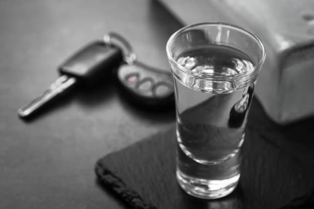 Artykuł 87 paragraf 1 kodeksu wykroczeń: konsekwencje jazdy po alkoholu Artykuł 87 paragraf 1 kodeksu wykroczeń: konsekwencje jazdy po alkoholu